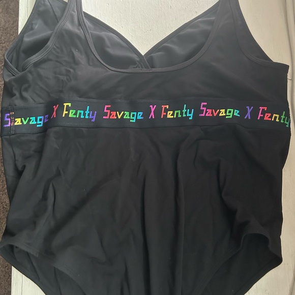 Savage x Fenty black bodysuit. Snap bottom closure. Rainbow logo size 3xl - Picture 5 of 5